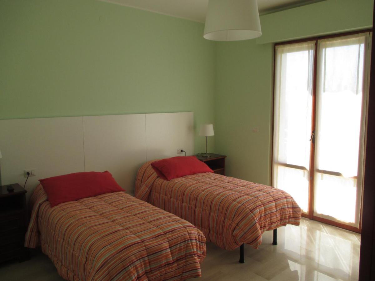 A Casa Di Gio' Bed and Breakfast Atri Exteriör bild