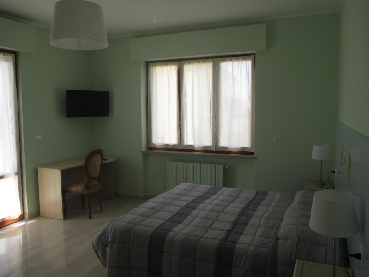 A Casa Di Gio' Bed and Breakfast Atri Exteriör bild