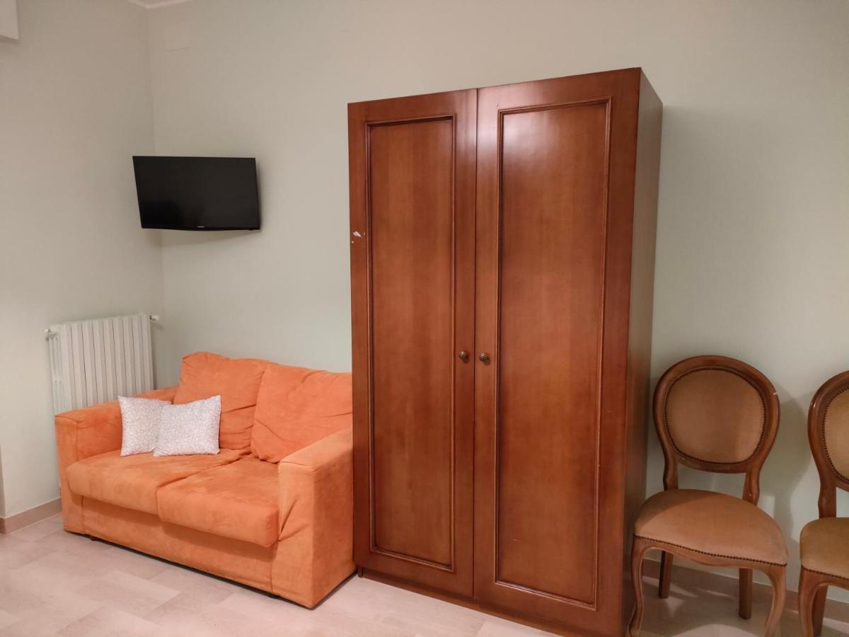 A Casa Di Gio' Bed and Breakfast Atri Exteriör bild